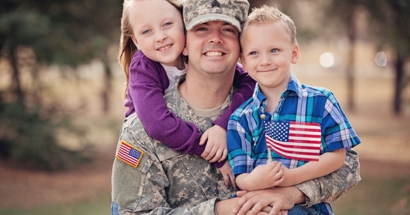 Military Officer With His Children - Military Divorce lawyers in Utah